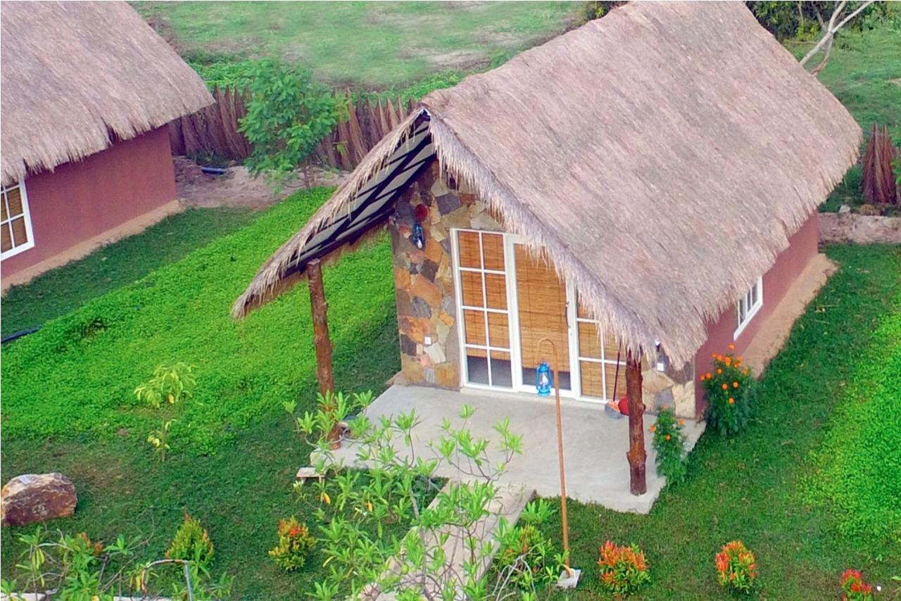 Coco Village Hotel Chilaw Bangadeniya Екстериор снимка