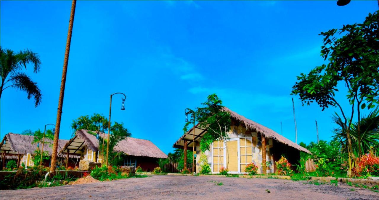Coco Village Hotel Chilaw Bangadeniya Екстериор снимка