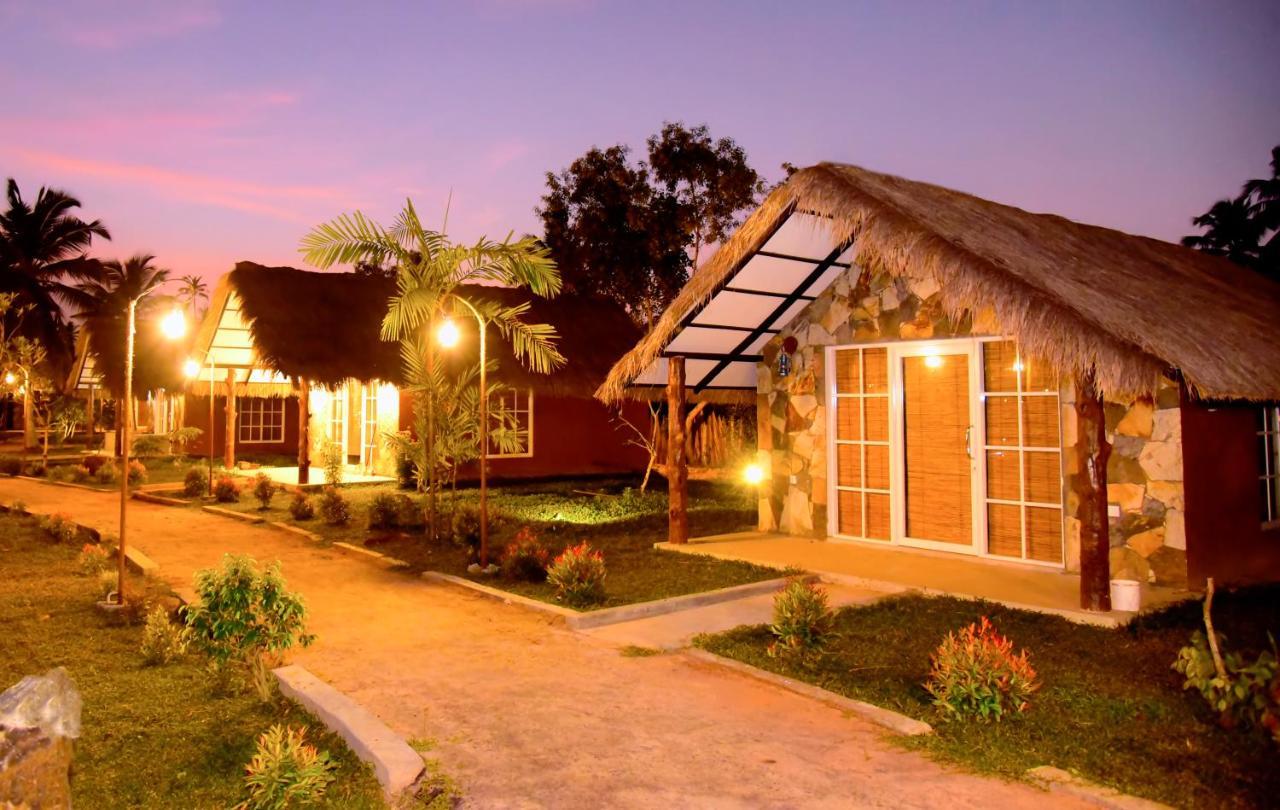 Coco Village Hotel Chilaw Bangadeniya Екстериор снимка